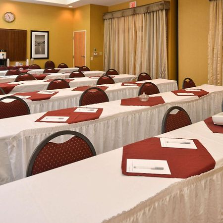 Hampton Inn & Suites Pueblo-Southgate Εξωτερικό φωτογραφία