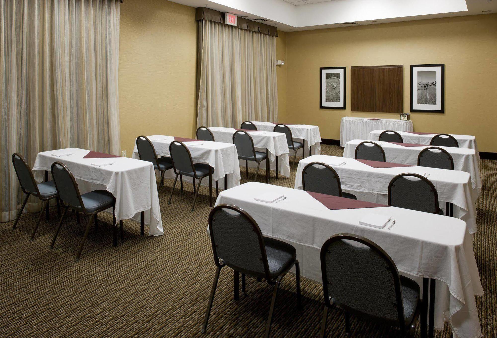 Hampton Inn & Suites Pueblo-Southgate Εξωτερικό φωτογραφία