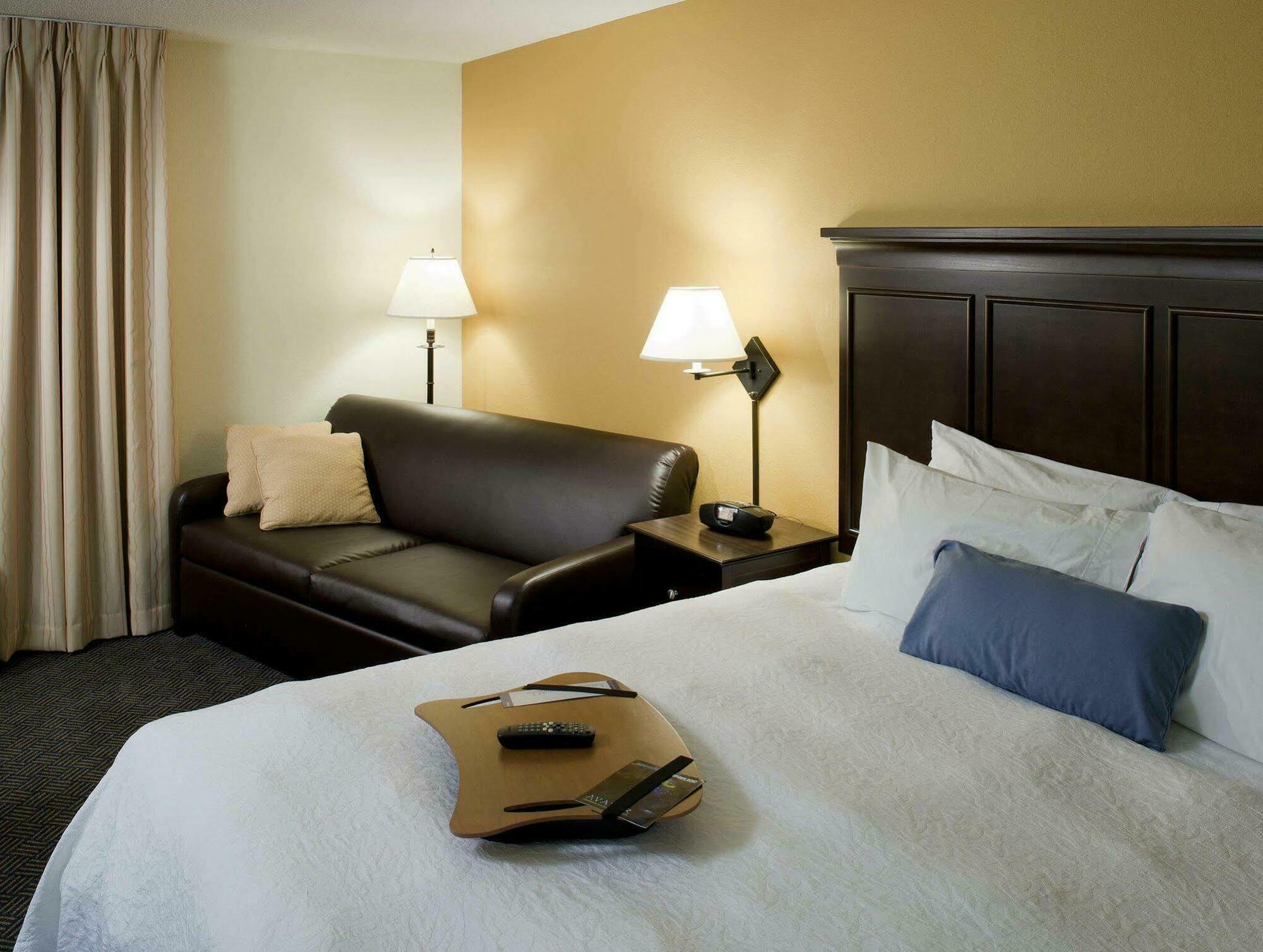 Hampton Inn & Suites Pueblo-Southgate Δωμάτιο φωτογραφία
